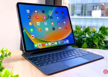 Exciting Peek at 2024 Apple's Latest iPad Pro with OLED Screen & M3 Chip - What to Expect