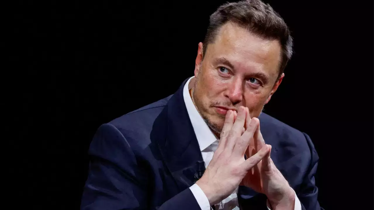 Elon Musk Reacts to Apple's Electric Car Project Shutdown: What's Next for Tech Giants in the EV Race?