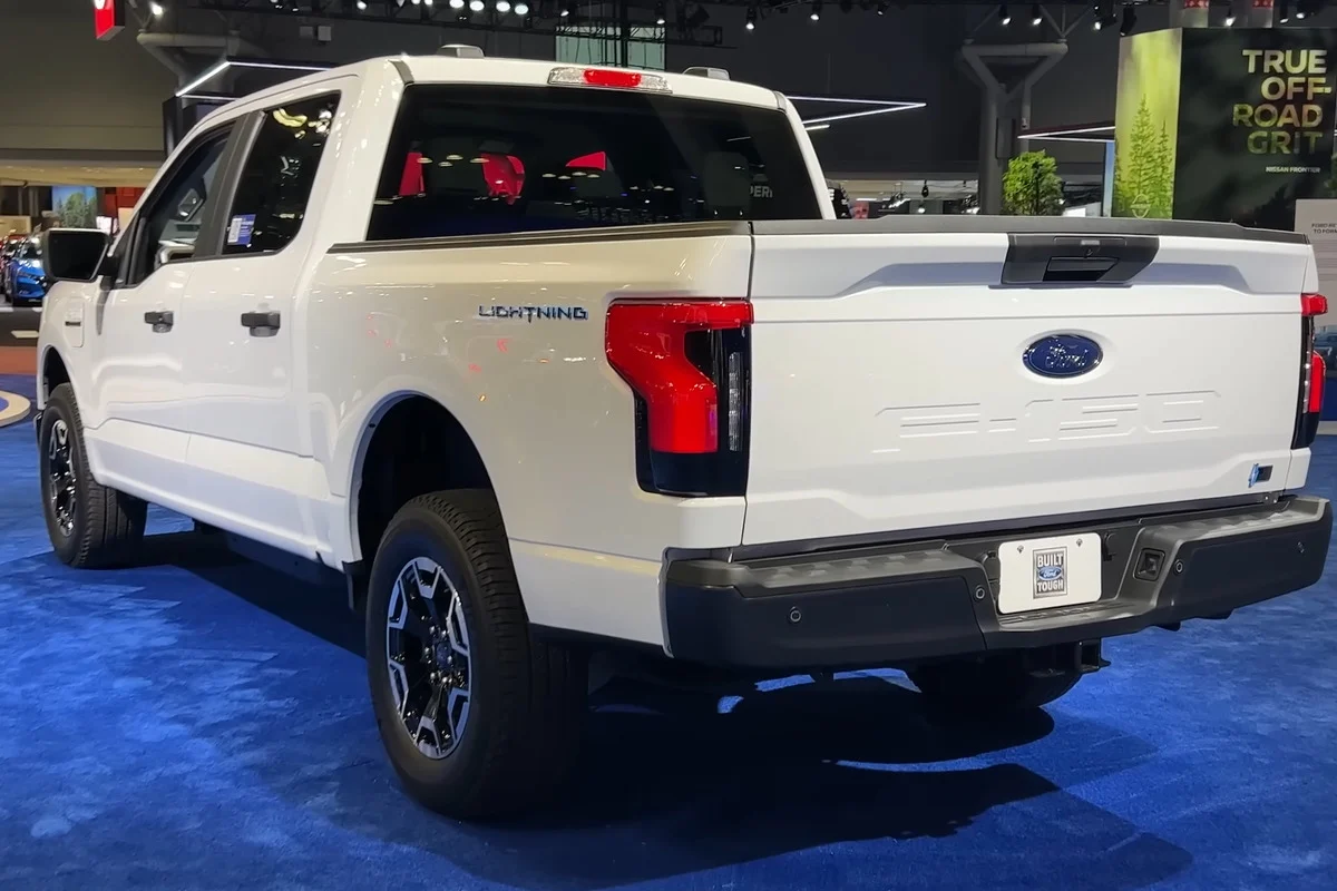 Ford Hits the Brakes on 2024 Electric F-150 Lightning Shipments to Ensure Top-Notch Quality Checks