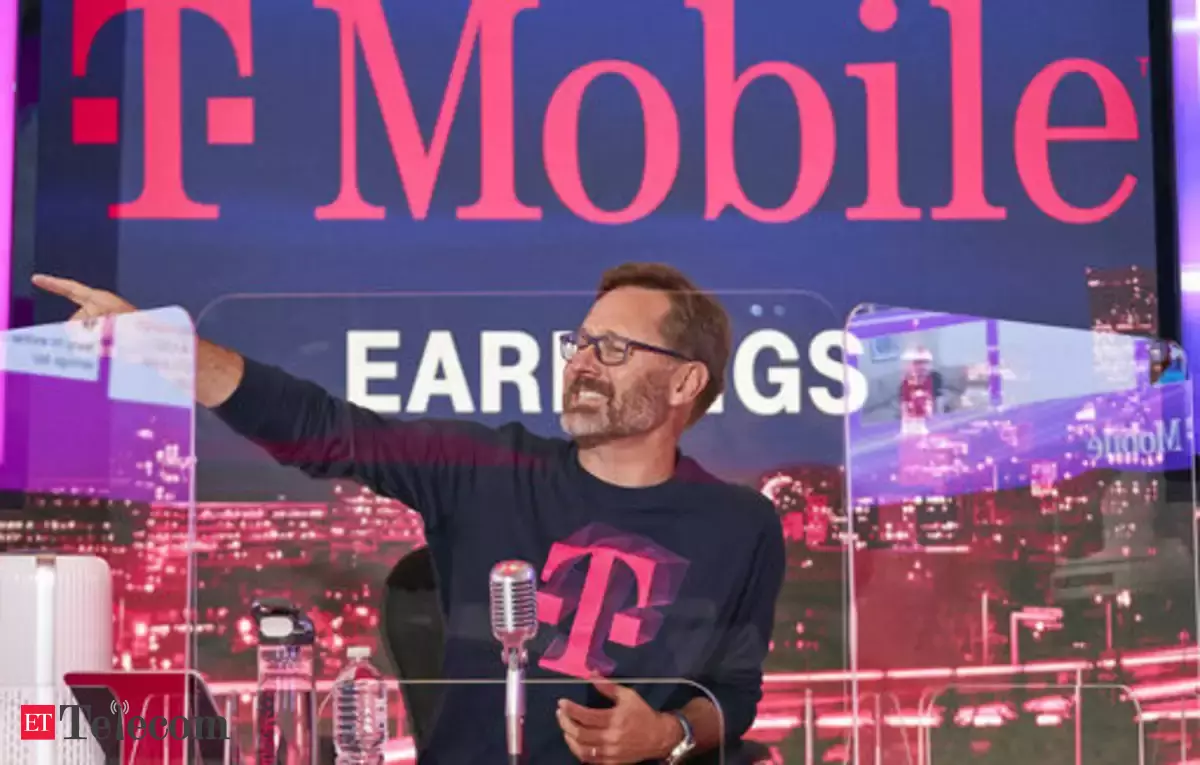 Friday's T-Mobile Glitch: What Went Wrong and How It Touched Lives Across the US
