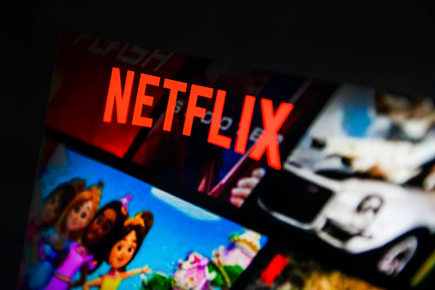 Millions of Netflix Fans to Face Trouble as Netflix Password Sharing Rules Updated