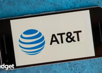 Outrage Over AT&T's Tiny $5 Offer: Is This Fair for Hours Without Service?