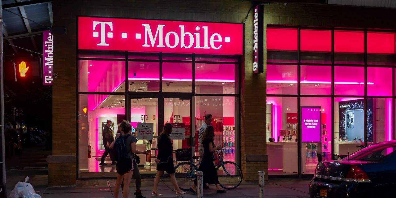 Revolutionizing Smartphones T-Mobile's Bold Move Towards a Future Without Apps--