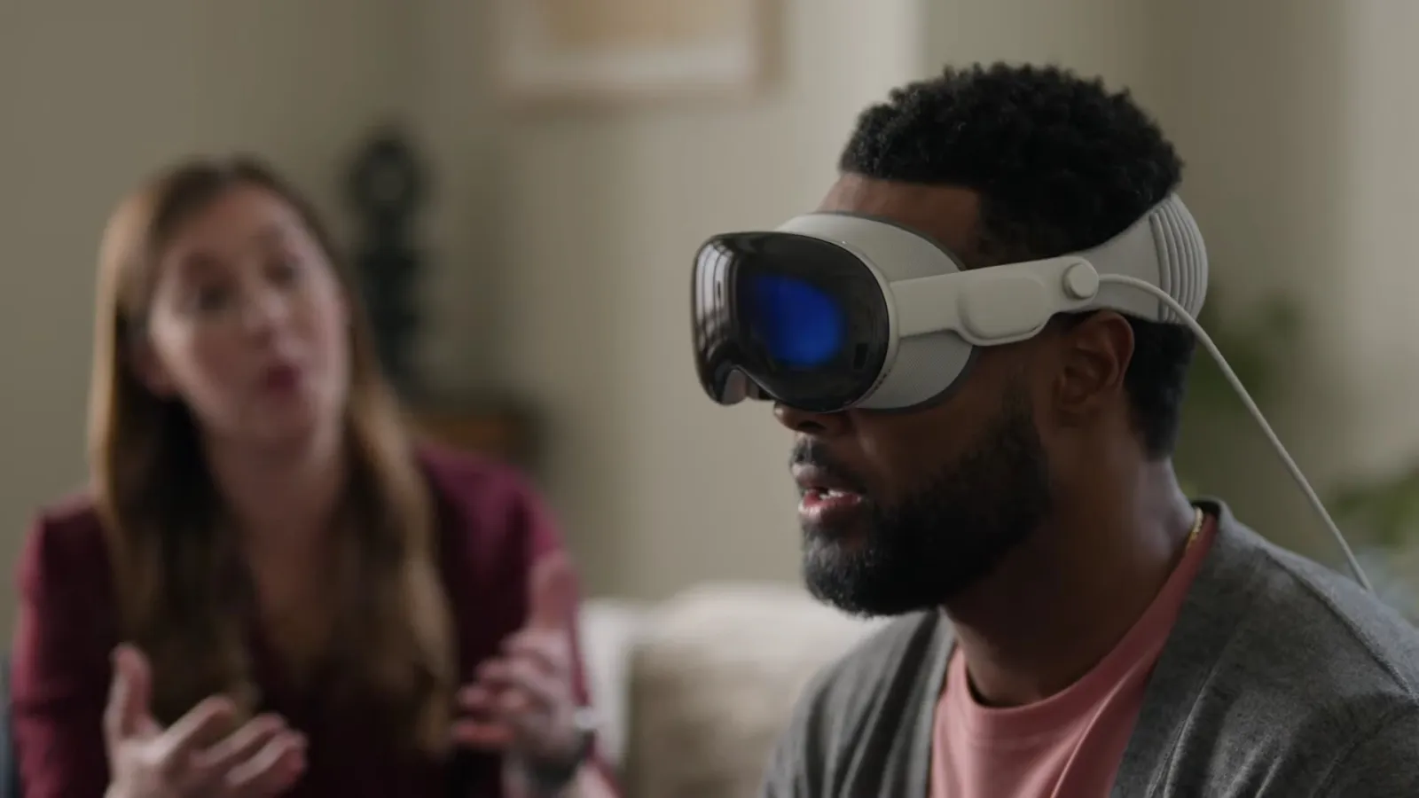 Know How a Groom’s Apple Vision Pro Became the Talk of the Wedding Season
