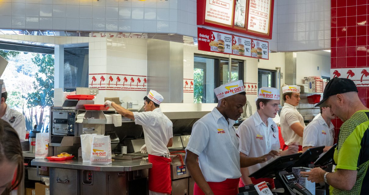 The New $20 Hourly Rate for California Fast-Food Workers Makes Them the Highest Paid in the Nation