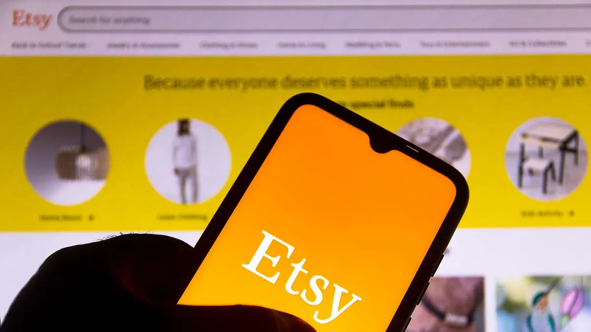 AI Art Invasion: How Etsy's Craft Scene Is Changing Forever