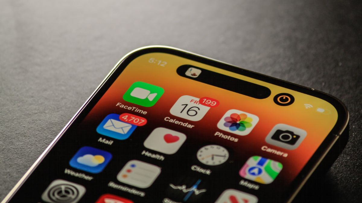 iOS18 Is Expected To Exclude Apple’s Proprietary ChatGPT-Like Chatbot
