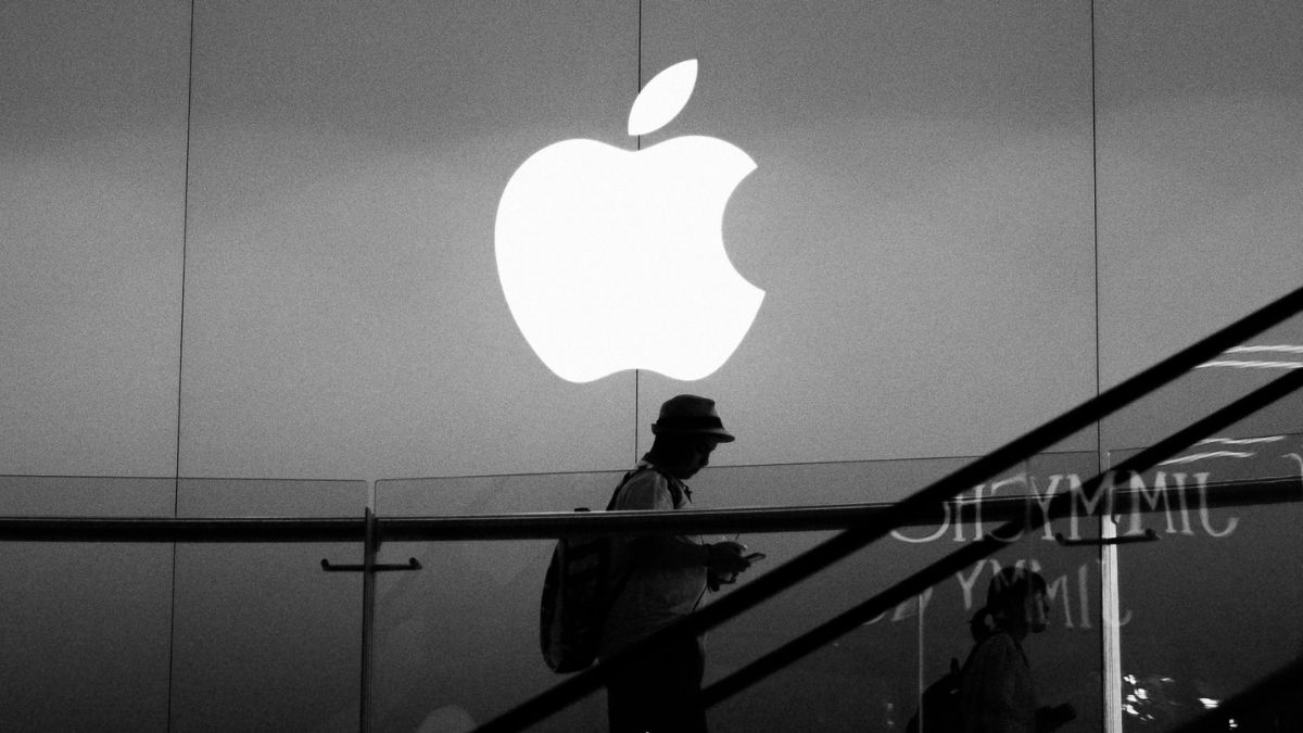 Apple's Multimillion Settlement: Navigating Through the iPhone Throttling Saga in Canada