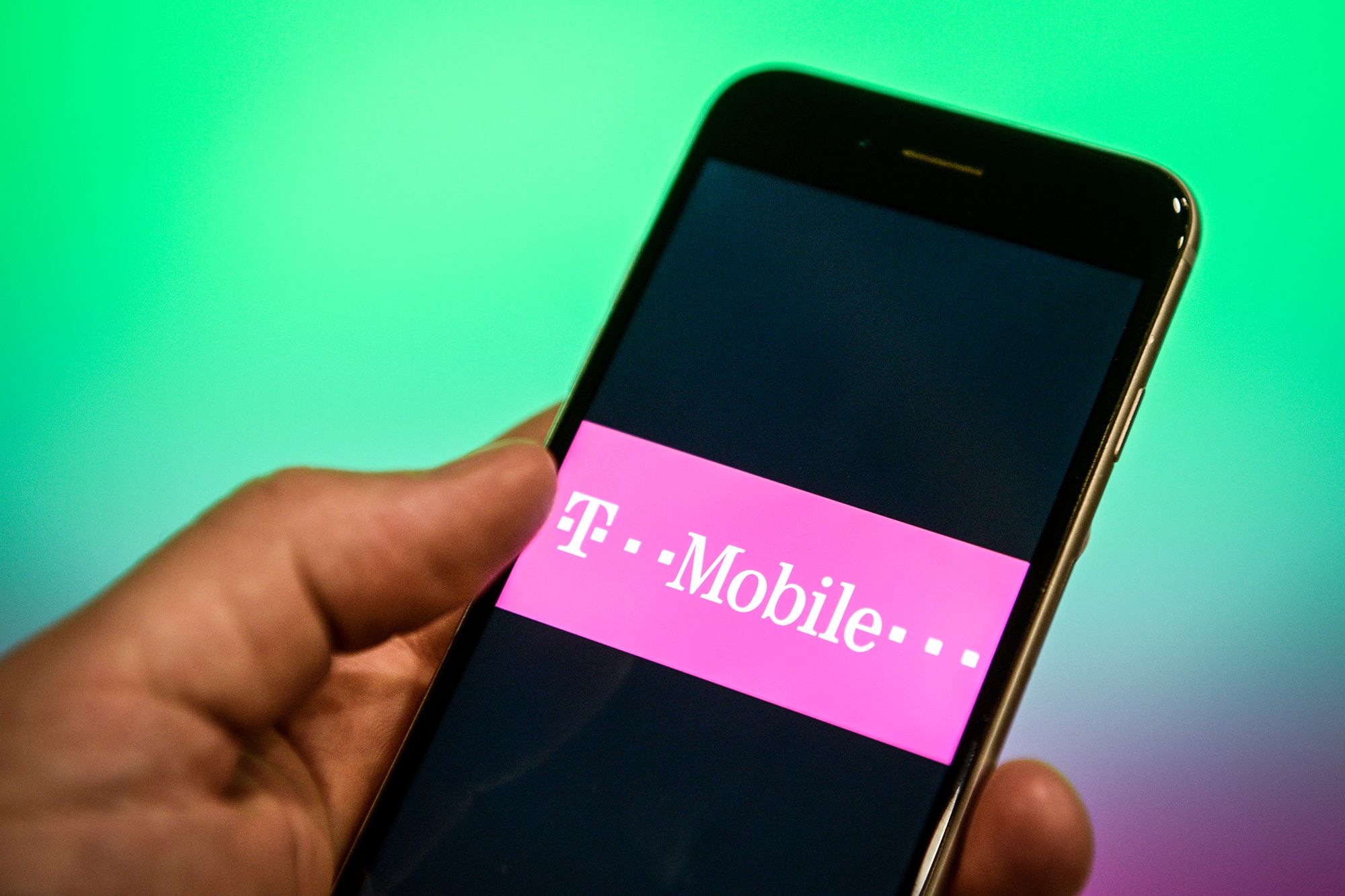 Big Phone Company Battle: Why Your Bill Might Be Going Up Because of the T-Mobile and Sprint Deal