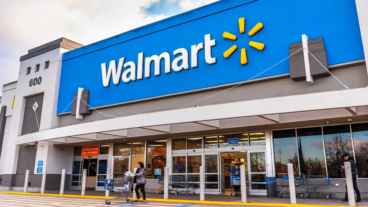 Walmart Keeps Downsizing in Numbers As the Brand Closed Its Third Store in 2024