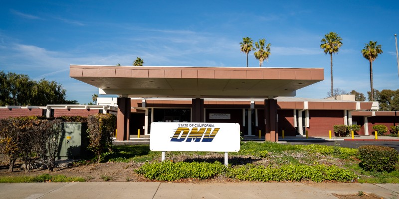 Day Without DMVs: How Cloud Glitches Left Drivers Stranded and What's Next