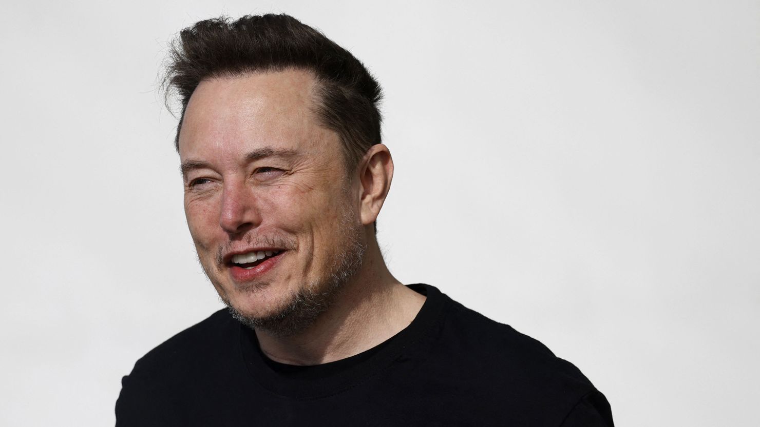 Elon Musk Shares How Overcoming Tough Times Helps Tesla Grow: A Surprising Strategy Unveiled