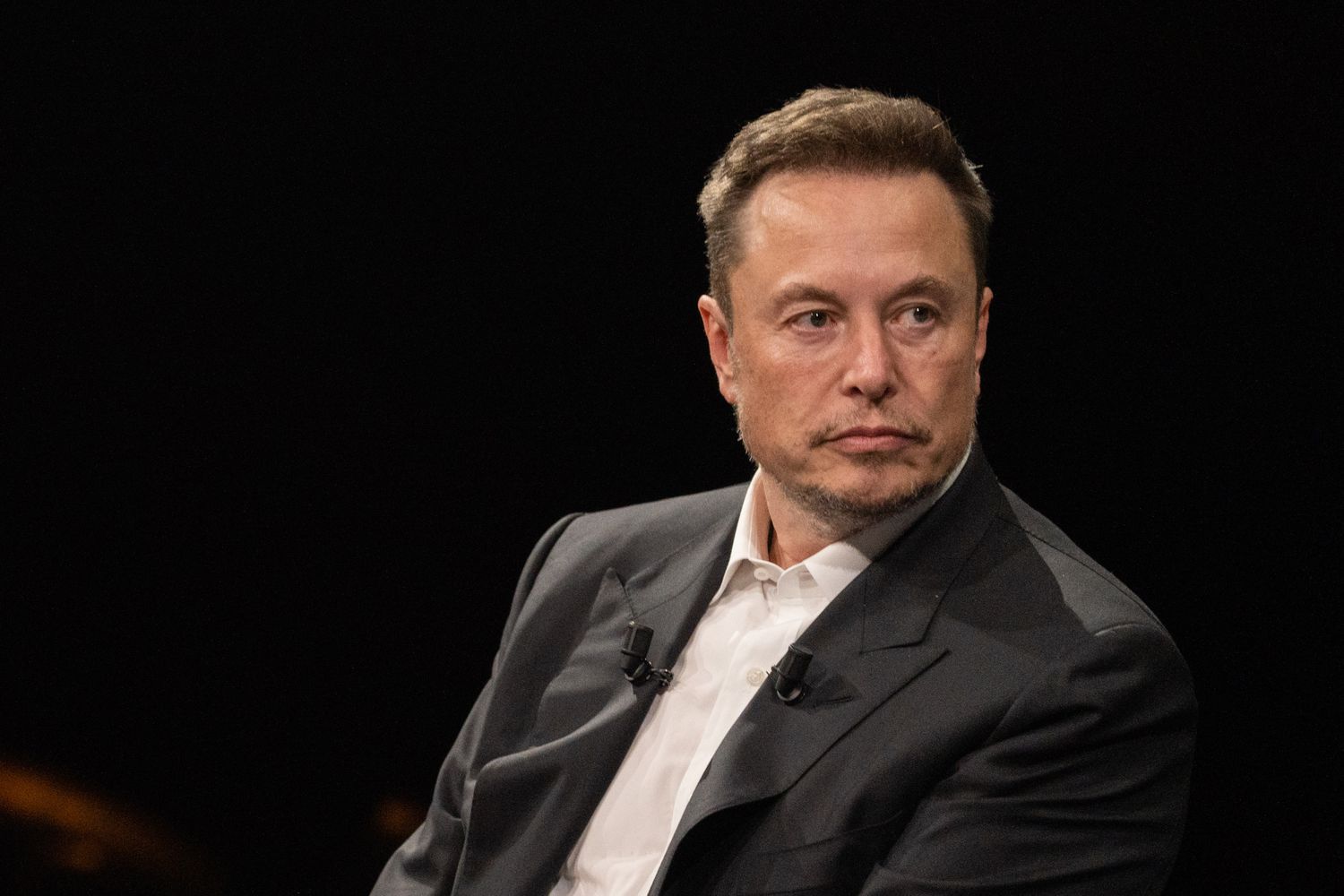 Elon Musk Talks About Hate Speech on X and Defends the Fact of Keeping