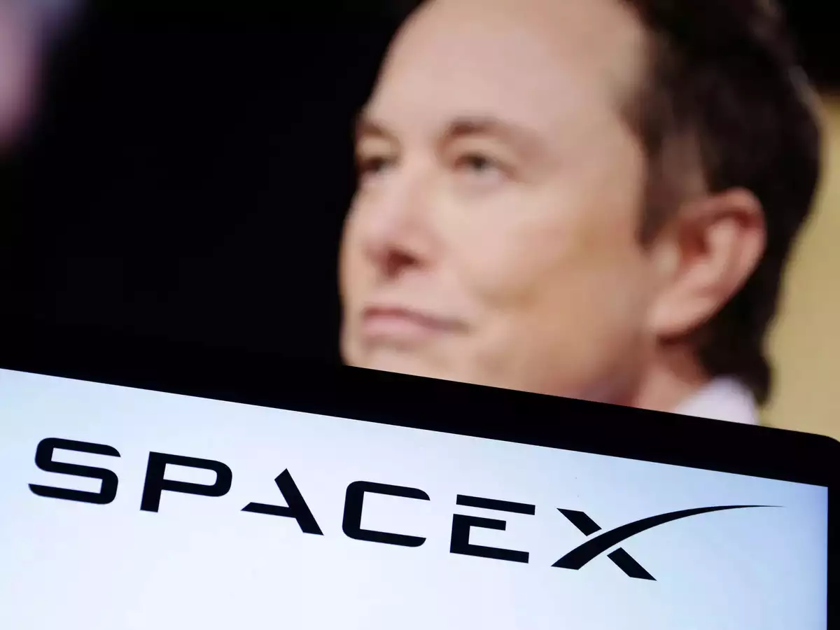 Elon Musk Forced SpaceX Employees To Sign Unlawful Dismissal Agreements As per NLRB