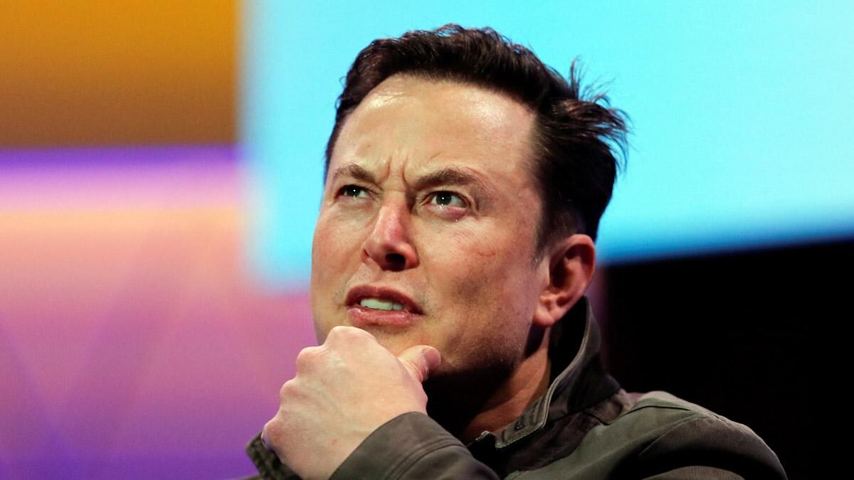 Elon Musk's X Faces a Big User Drop: What's Happening to Our Favorite Social Spots?