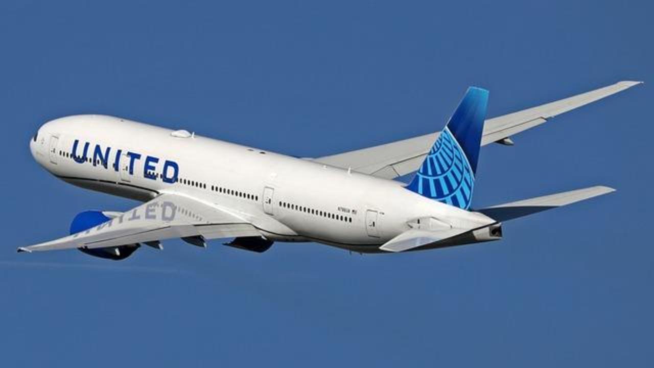 Emergency Landing in Denver: United Flight's Engine Troubles and FAA's Increasing Scrutiny