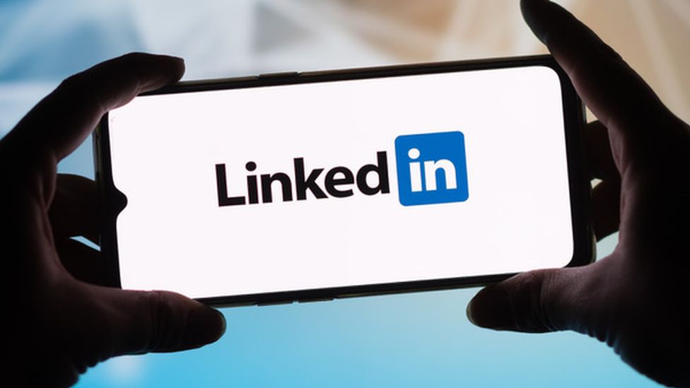 LinkedIn: Find Out Who’s Checking You Out Your Profile