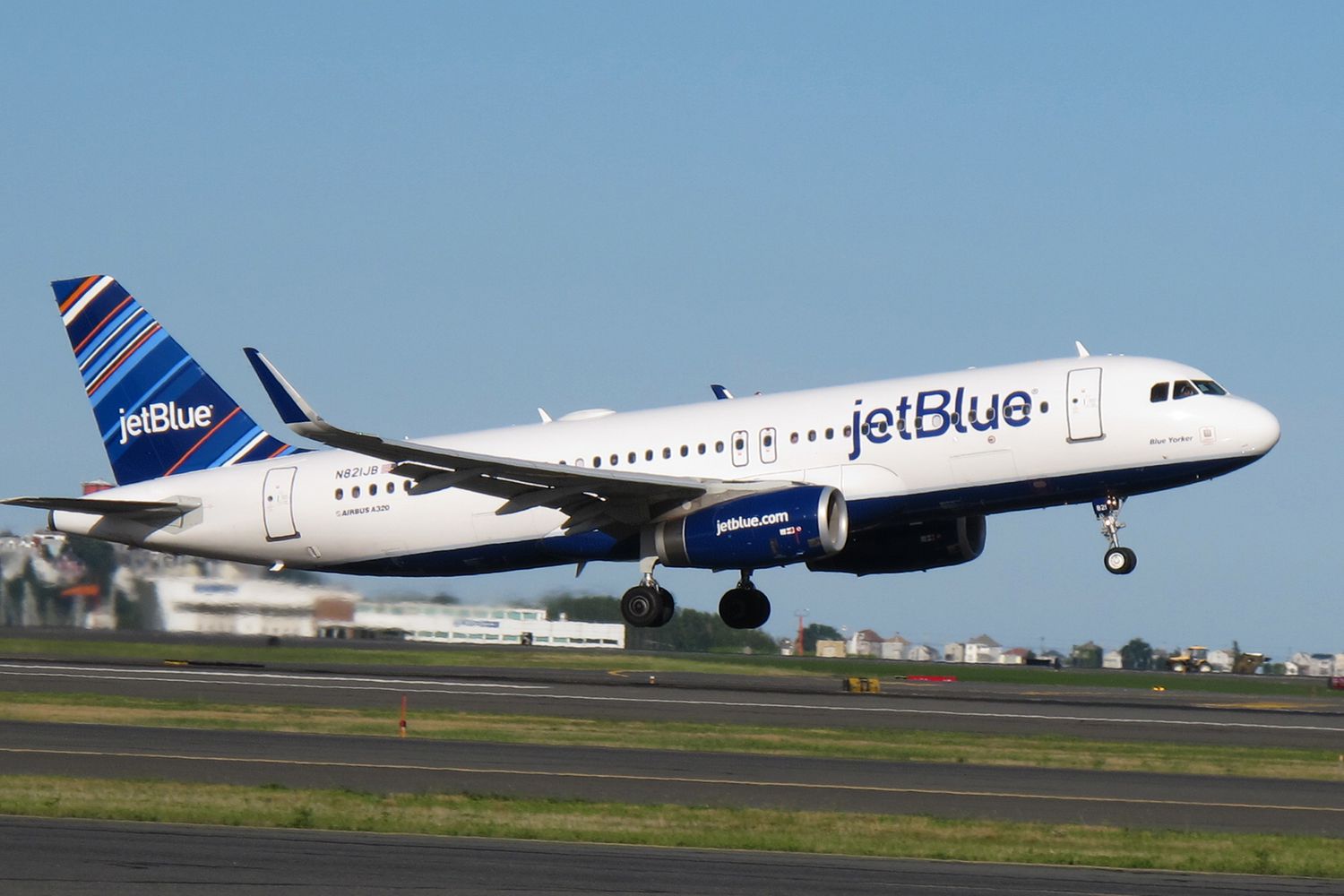 JetBlue Says Goodbye to Some Cities and Routes: What It Means for Your Next Flight Adventure