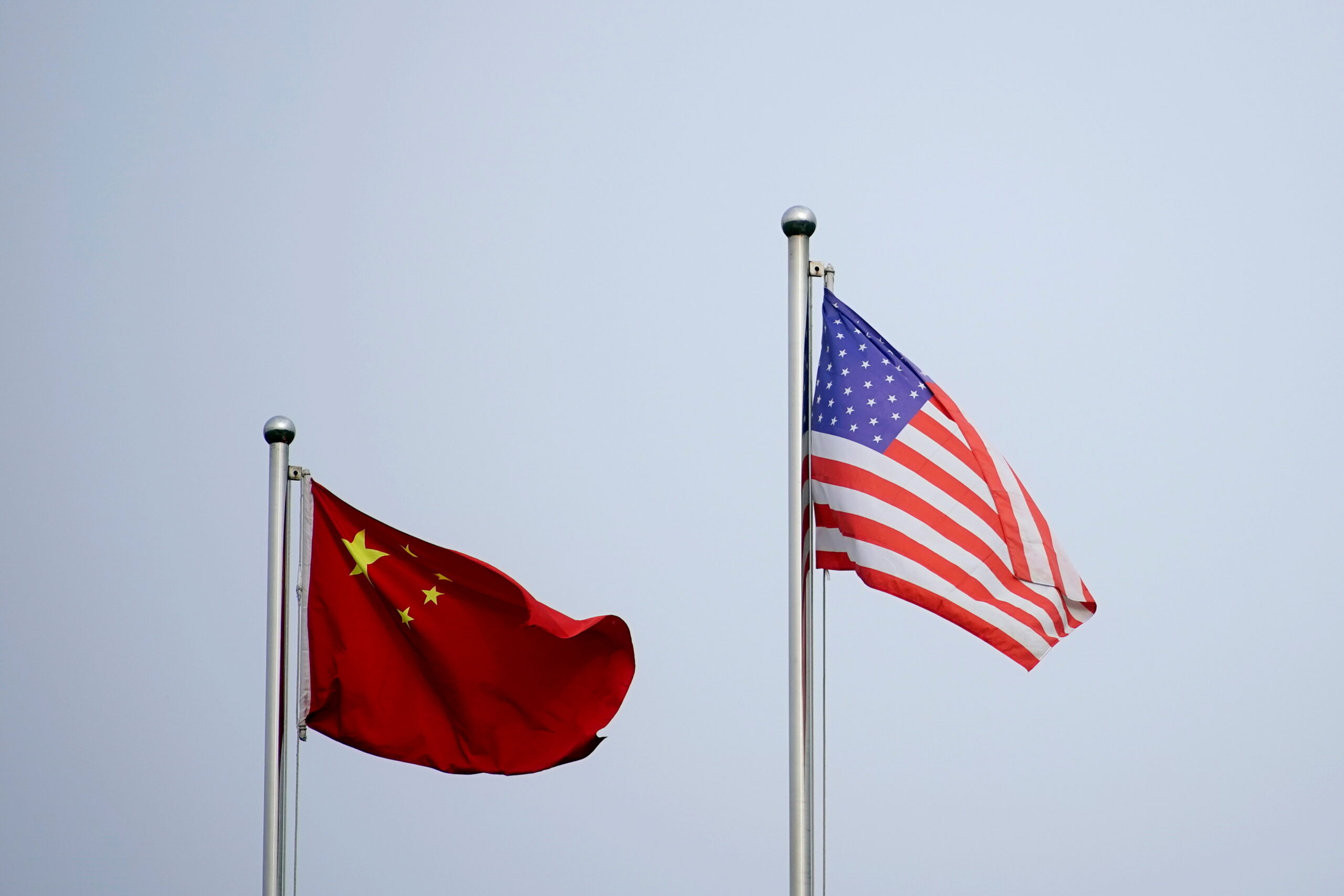 Know How the United States and China Are Racing for the Stars