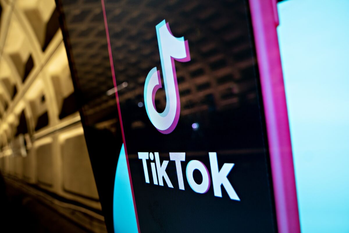 TikTok Expands Its Creative Universe: Introducing 'TikTok Photos' Amid Regulatory Challenges