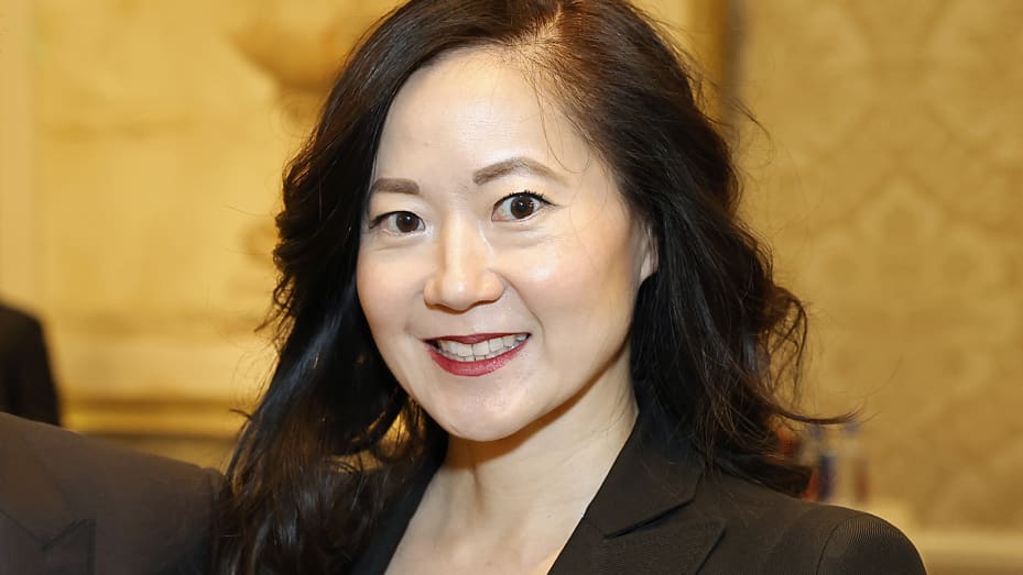 US Billionaire CEO Angela Chao’s Fatal Tesla Crash Questions Life Safety