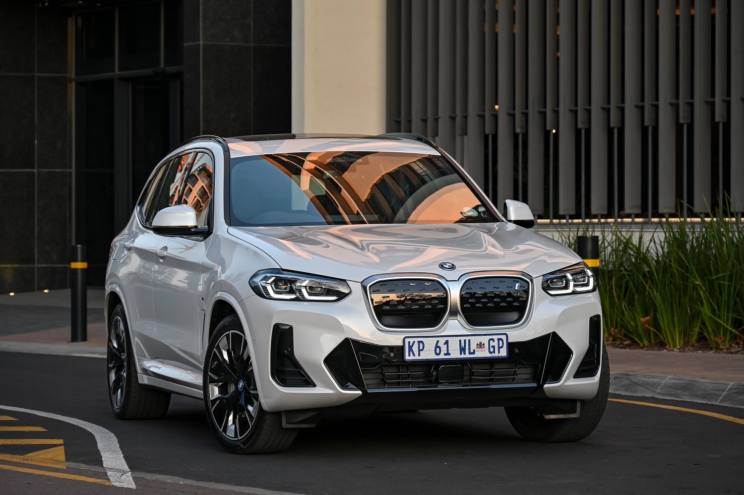 BMW's Electric Avenue Outpacing Rivals in the Race to Electrification