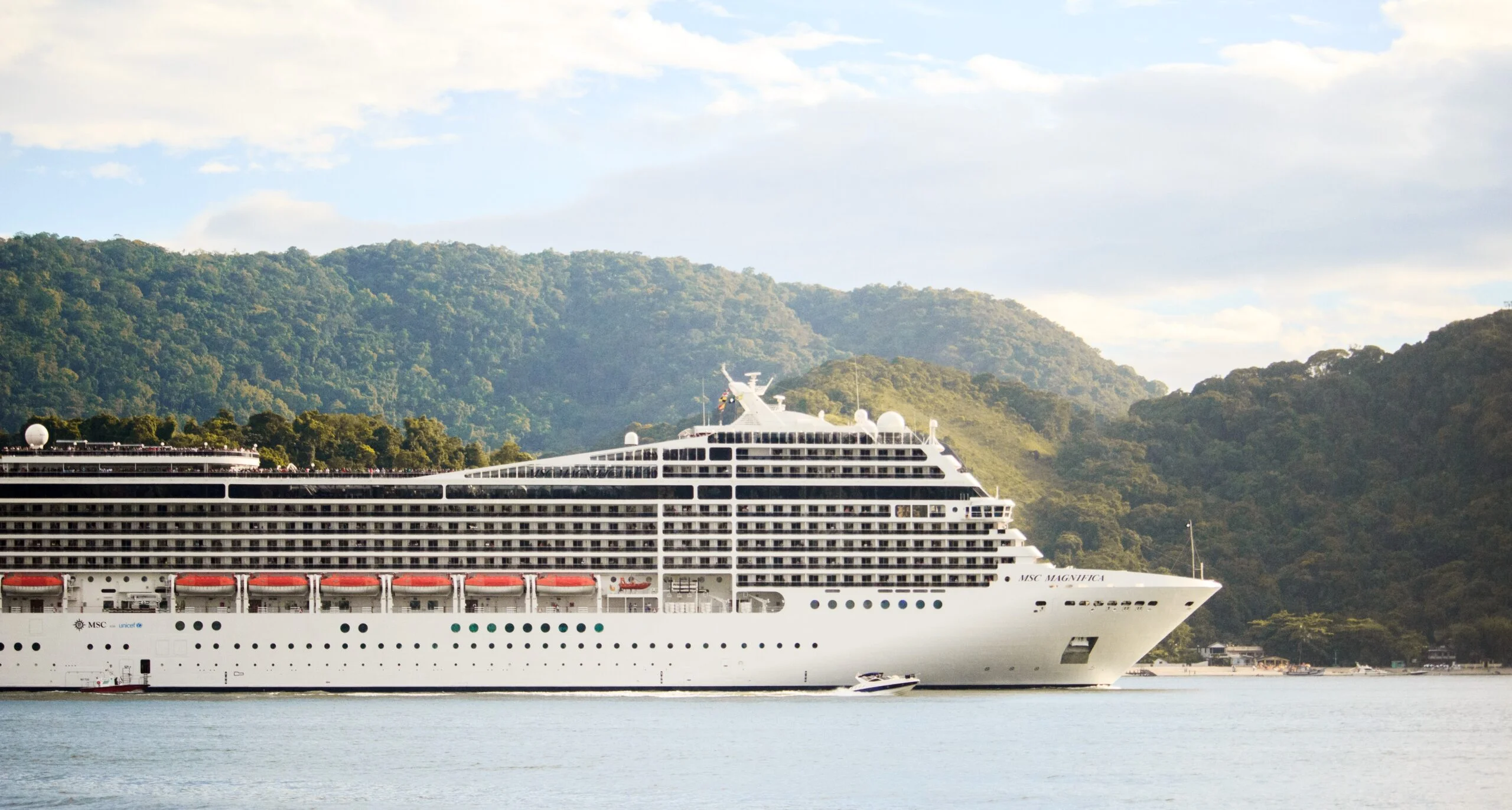 Carnival Cruise Line Emphasizes a Crucial Safety Policy for Their Clients on Board