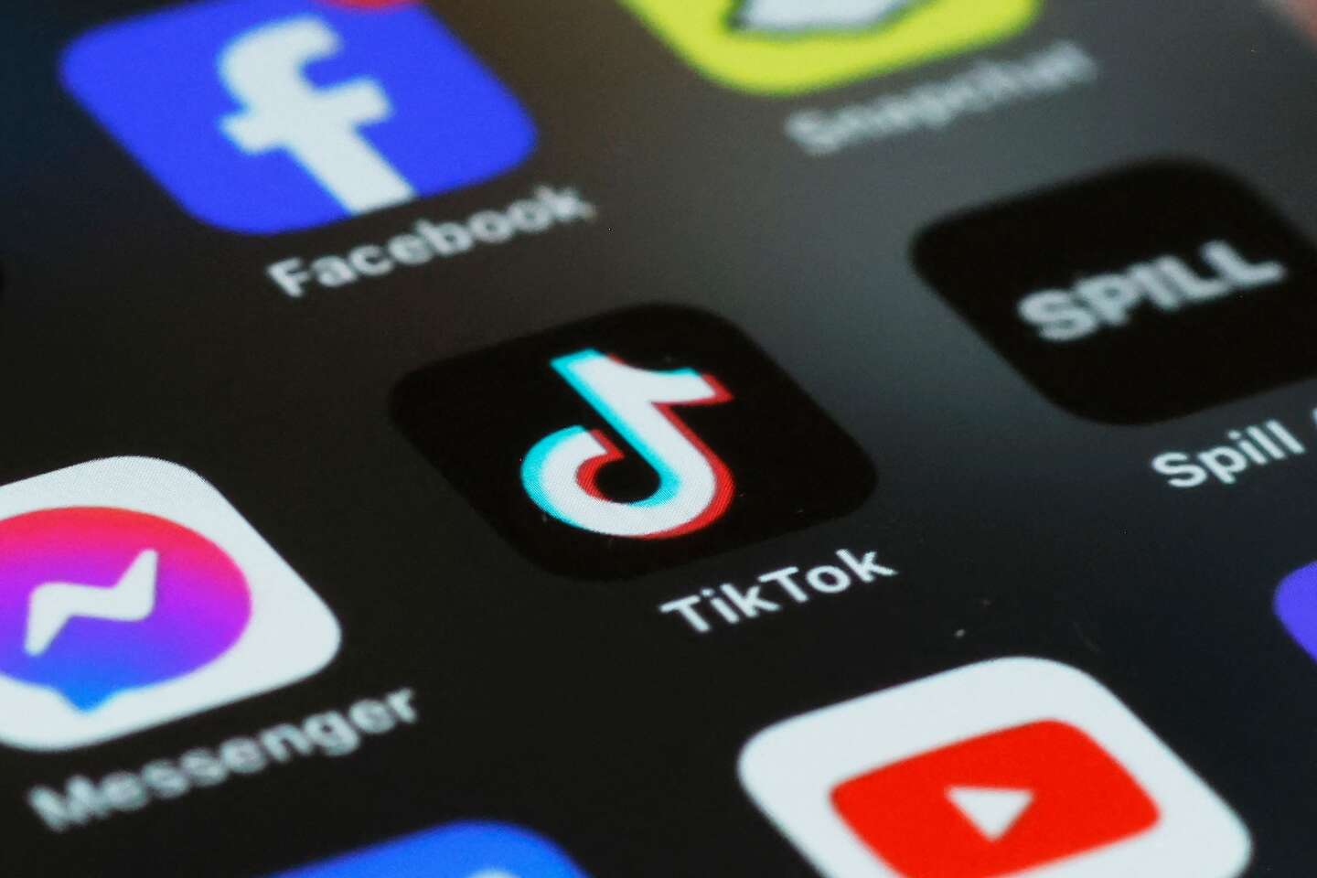 Could TikTok Stay Longer? U.S. Senators Think About Giving More Time for App's Big Decision