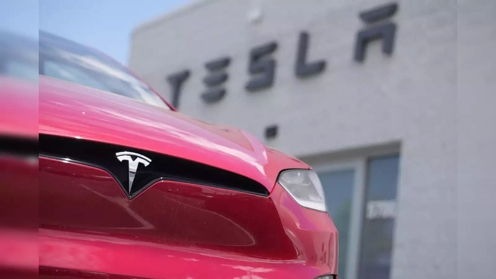 Tesla Is Set To Launch Affordable Electric Cars Soon Giving Millions of Its Fans an Economical Alternative