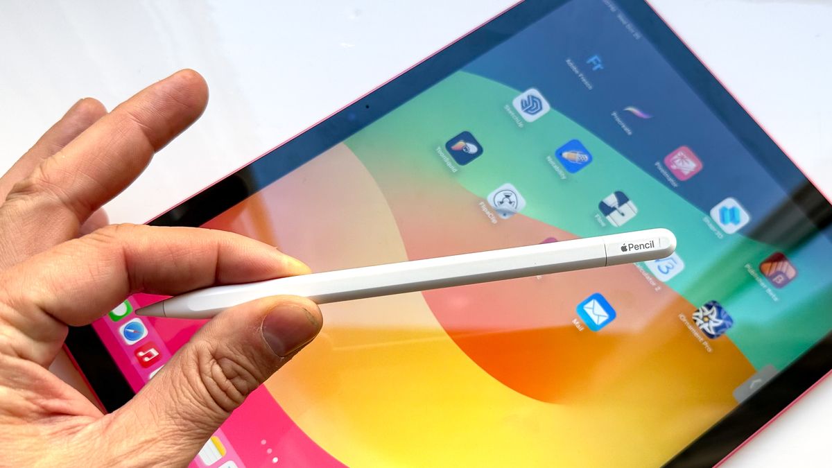 Exciting Peek at Apple's Newest Gadget: What to Expect from the Apple Pencil 3 at the May 7 Event