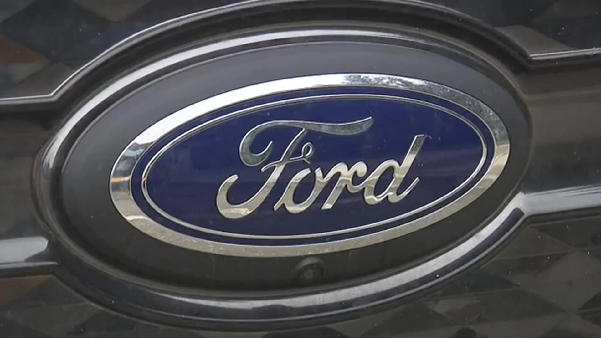 Ford Faces Fire Hazard Fiasco: Thousands of SUVs Recalled Over Gas Leak Worries