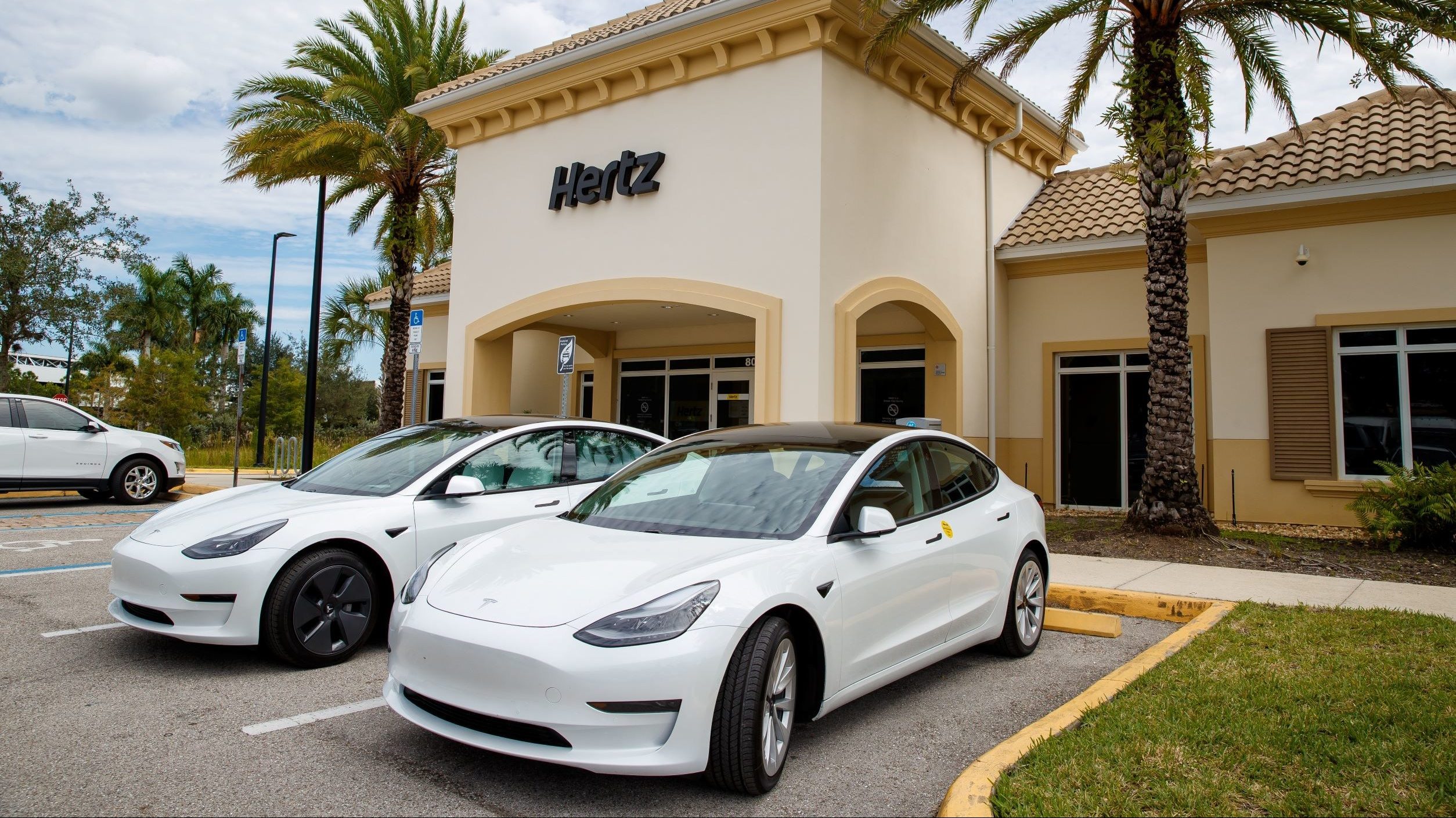 Hertz Faces Tough Times: Why Their Big Bet on Tesla Electric Cars Is Costing Millions