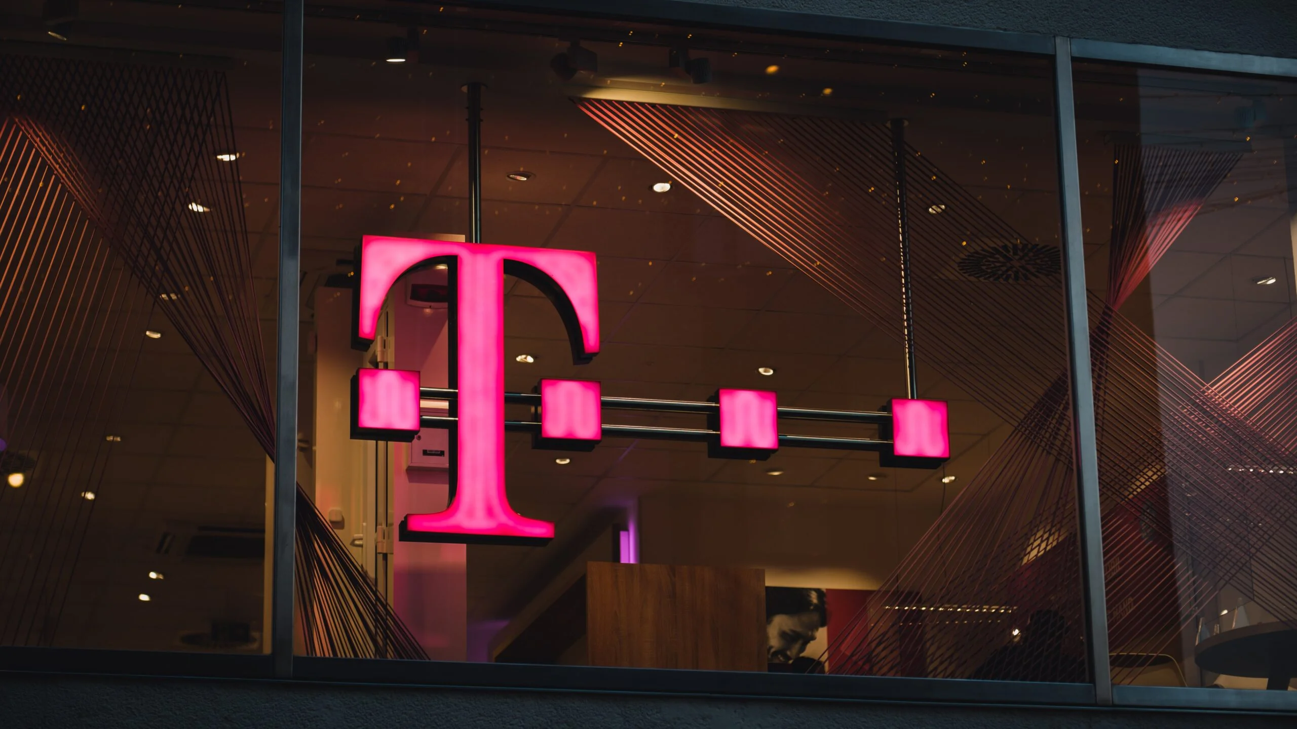 How T-Mobile's New Privacy Update Could Change the Way We Use Our Phones Forever