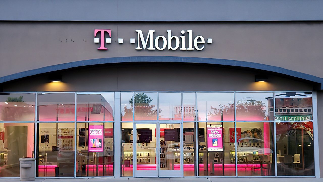The Latest Privacy Disaster Gives Millions of T-Mobile Subscribers Another Reason To Switch