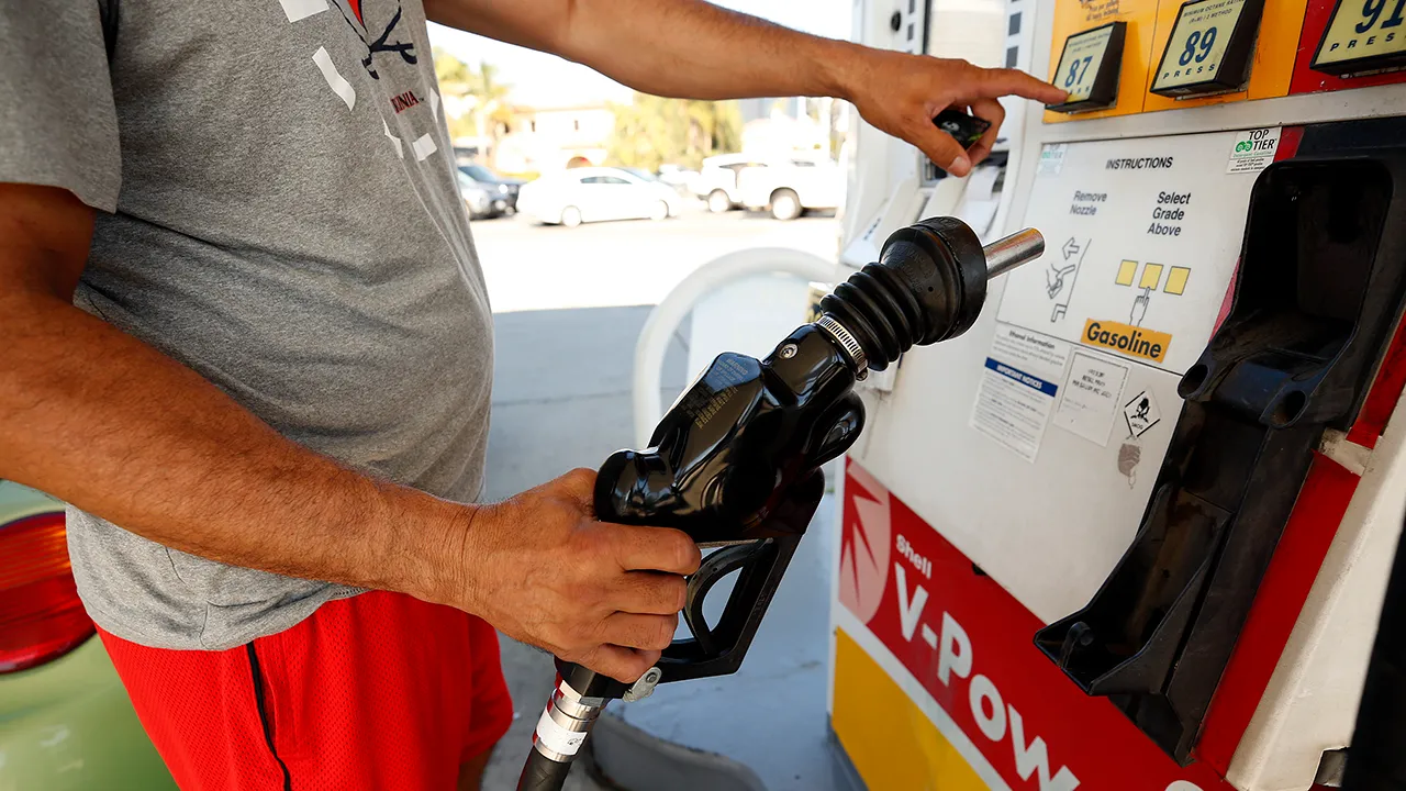 How Will Gas Prices Affect Your Road Trips? Analysts Predict Changes Ahead
