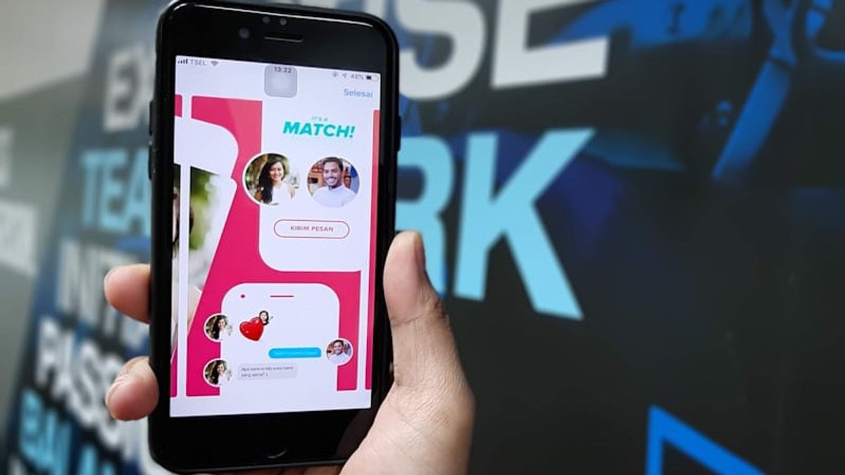 Is Tinder's New 'Share My Date' Feature a Game-Changer for Safe Dating?