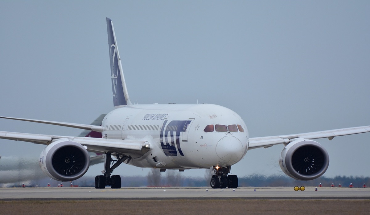 Is Your Next Flight Safe? Former Engineer Raises Major Concerns Over Boeing 787 Dreamliner's Safety