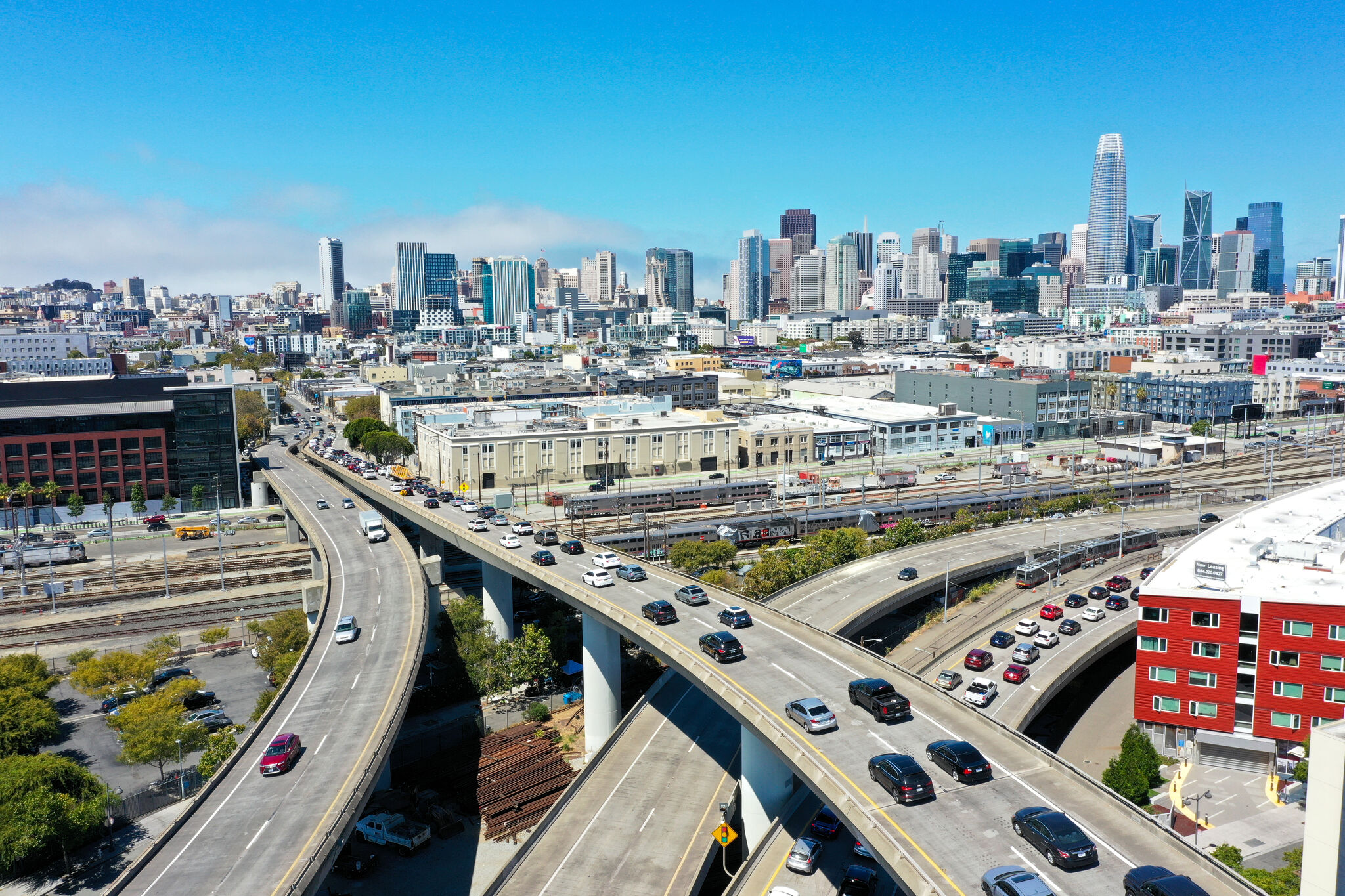 New Rules to Slow Down Speedsters: California Rolls Out Tech to Stop Fast Drivers