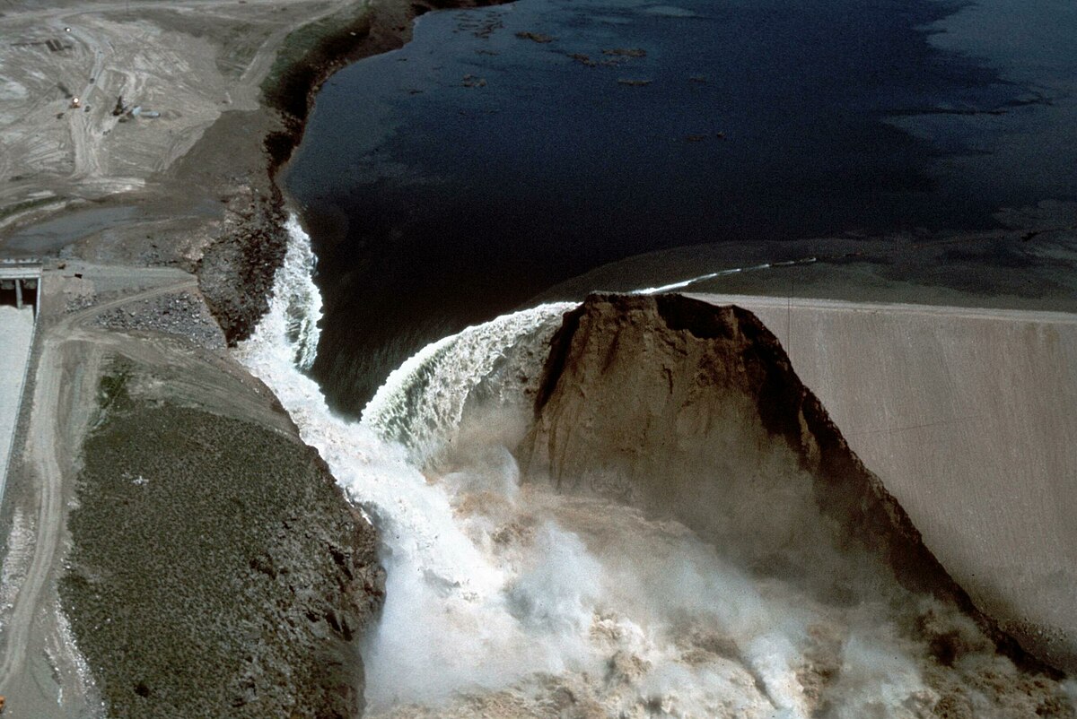 Repeated Dam False Alarms Stir Fear and Frustration in Washington Town: Calls for Change Grow Louder