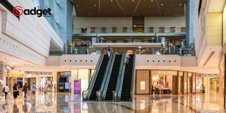Retail Revival 2024 How Shopping Malls Bounce Back and What's Next for Express