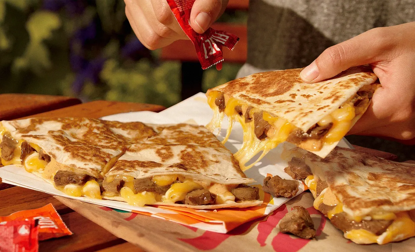 Taco Bell Reignites $5 Meal Tradition with Exciting New Discovery Box Amidst Rising Fast Food Costs