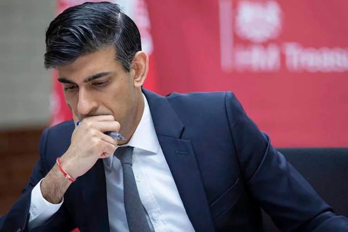 UK's Big Change PM Sunak Plans to Cut Benefits After a Year Without Work What It Means for You