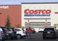 Why Costco Workers Are Choosing Unions A Deep Dive into Their Fight for Better Conditions (1)