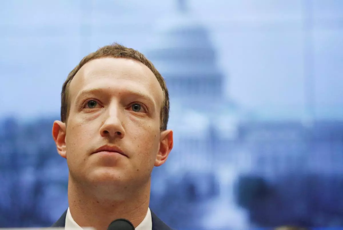 Why Did Meta's Stock Plummet After Zuckerberg's Big Bet on Futuristic Tech?