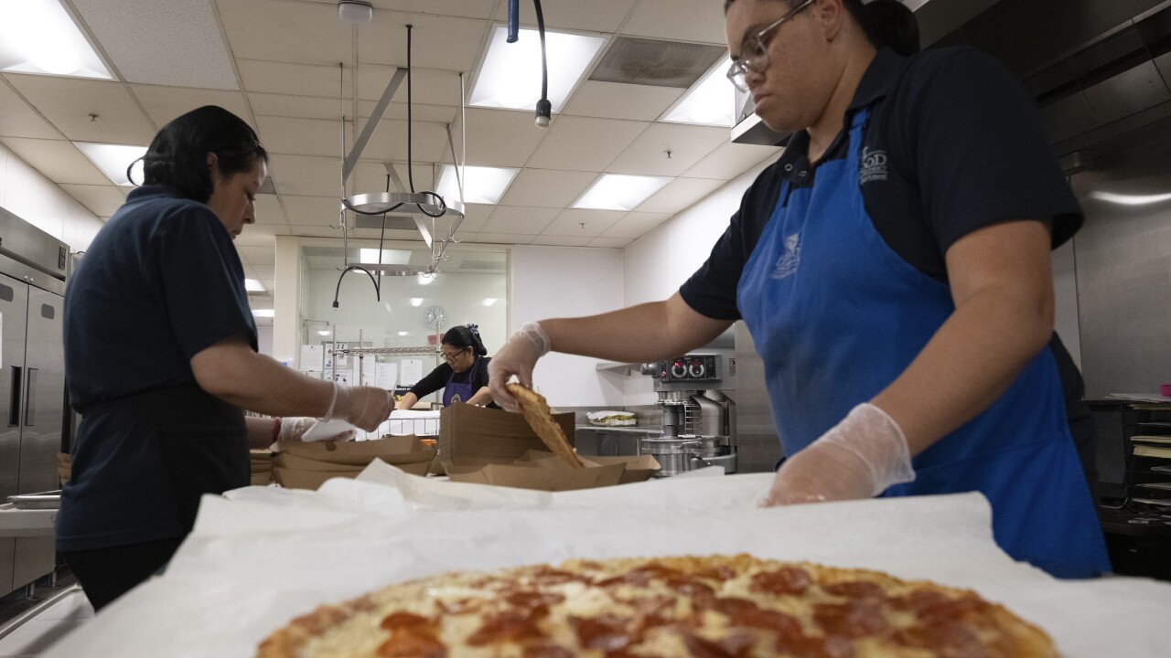 Why Did Mod Pizza Close Its Doors in California Right Before the Wage Hike? The Story Behind Local Job Losses