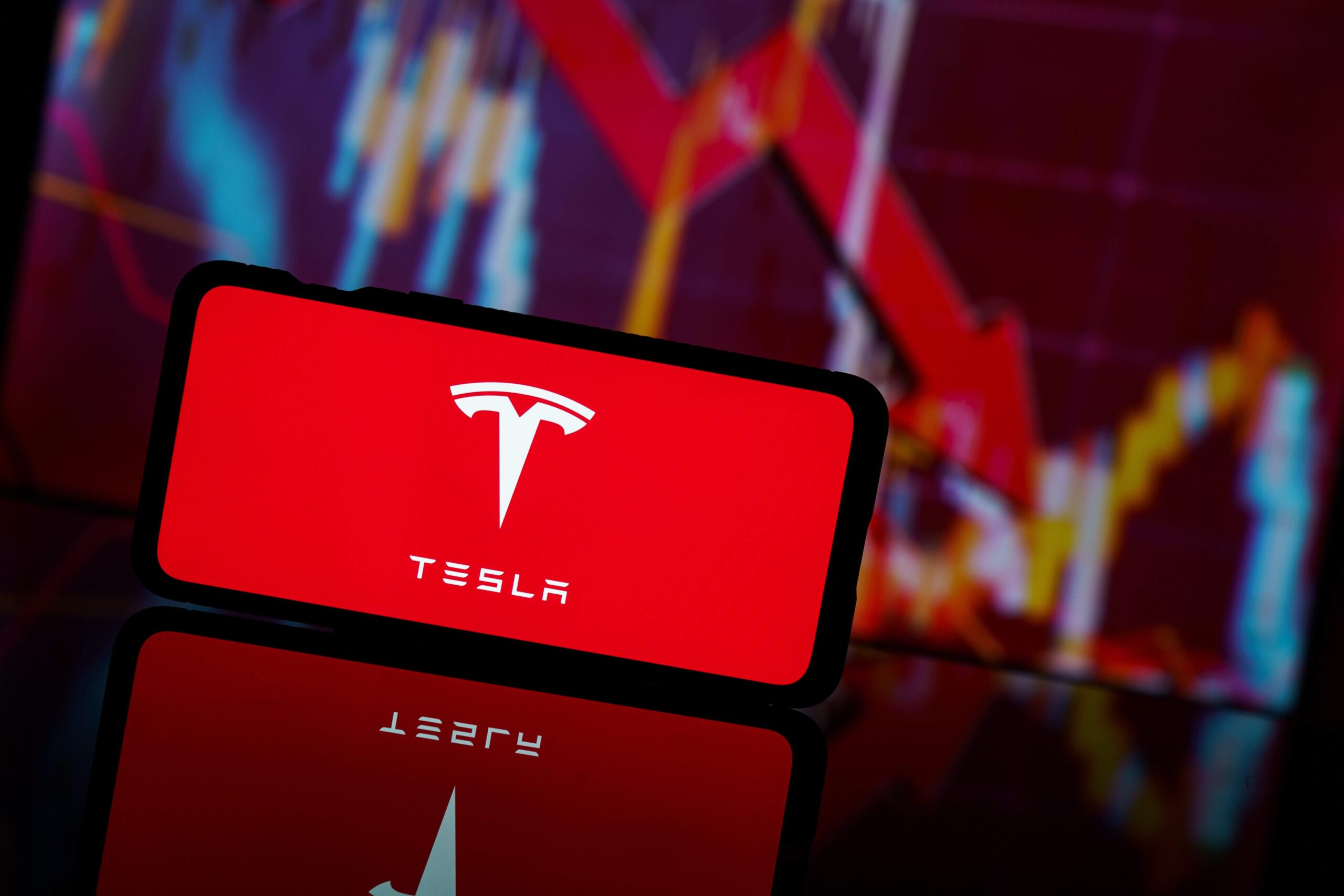 Why Did Tesla's Stock Price Crash? Inside the Big Shake-Up at Elon Musk’s EV Empire