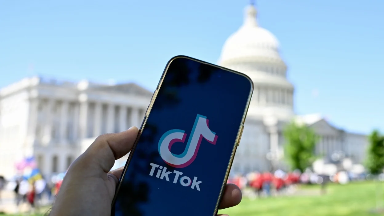 80 US Senator Voted for the Ban of TikTok but Some of Them Are Still Active on the App