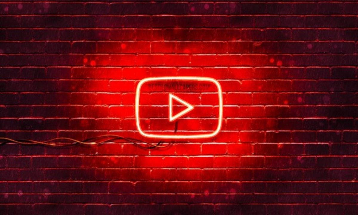 YouTube Rolls Back the Clock: Exciting New Update Brings Back Old Video Layout!