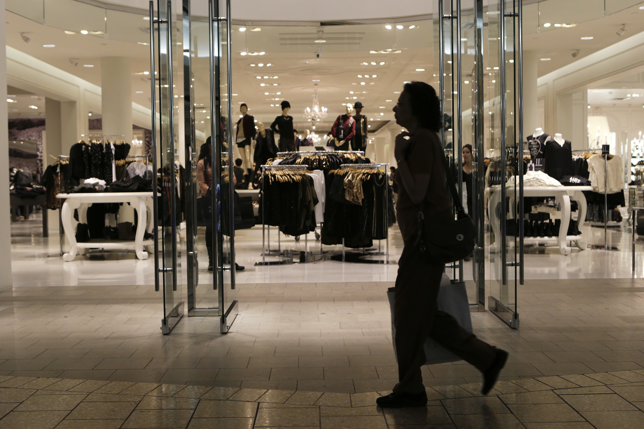 Apocalypse Looms Over U.S. Retail: UBS Issues Dire Report on Store Closures and Bankruptcies