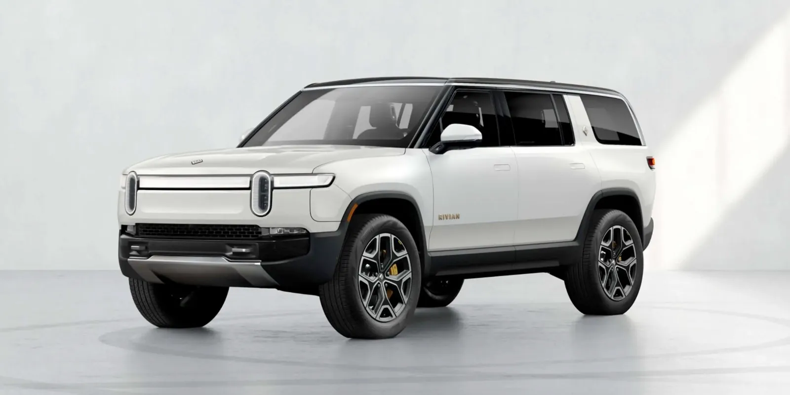 Beyond the Road: Unveiling the Potential of a Rivian-Apple Collaboration